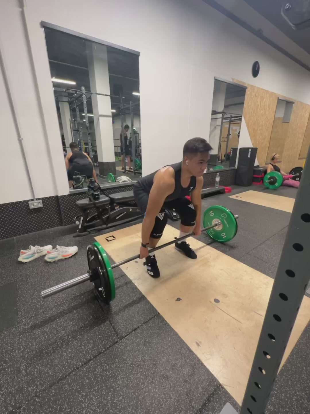 Elevate Knee Sleeves - Weightlifting Sleeves Perfect For Squats